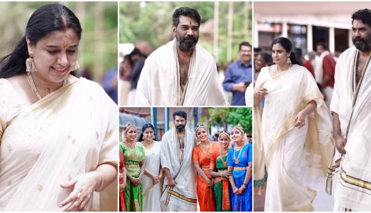 Biju Menon And Samyuktha Varma at Guruvayur temple