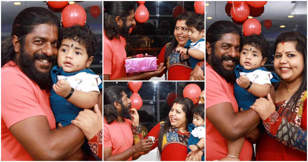 Sneha Sreekumar gave surprise to Sreekumar birthday celebration
